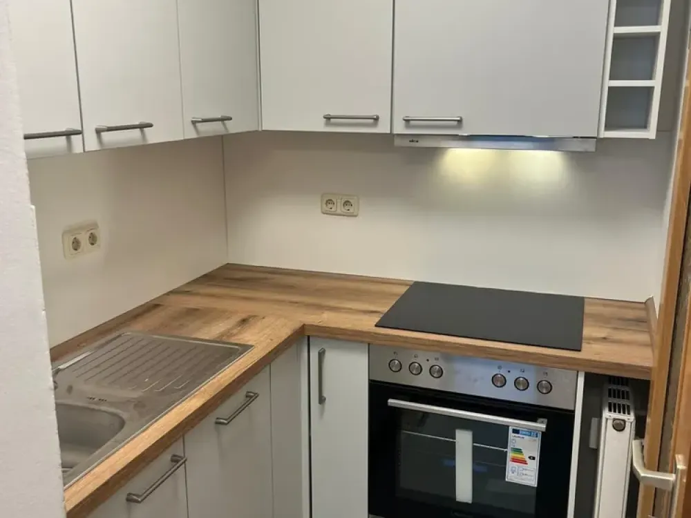 Helle 2-Zimmer-Wohnung mit EBK und Stellplatz in Fürth Stadtpark