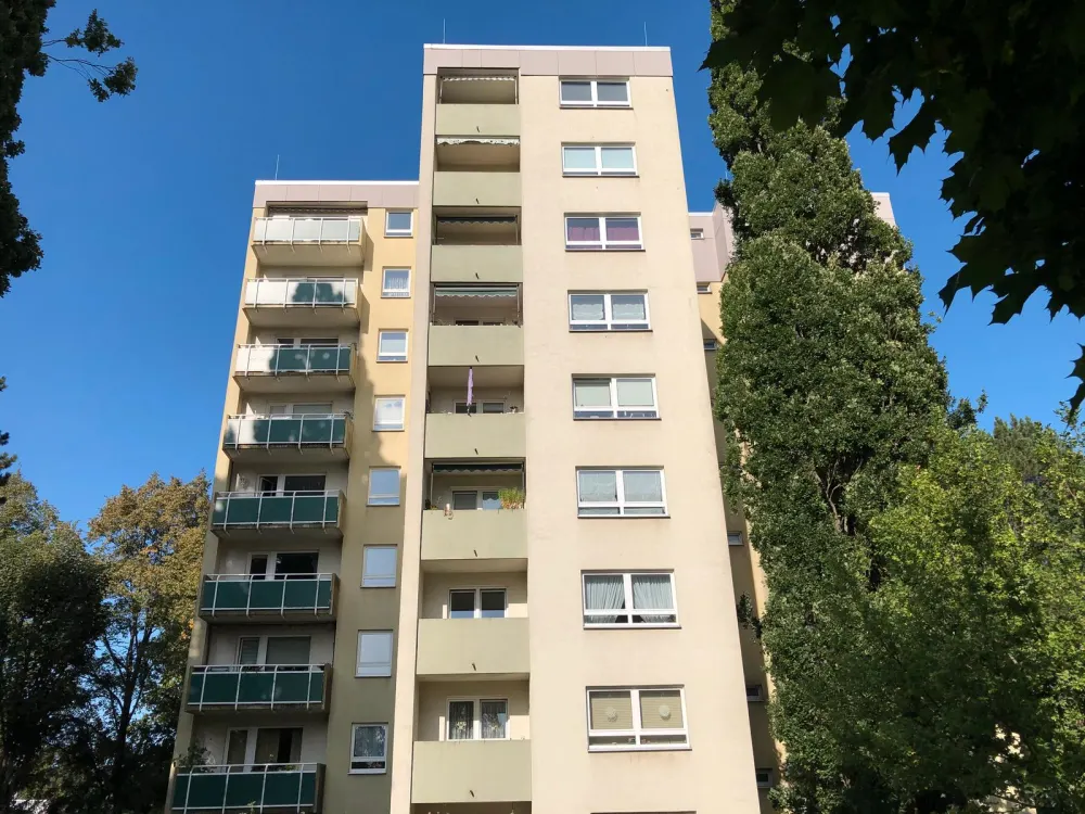 1. Monat mietfrei! Gut geschnittene 2,5-Zimmer-Wohnung mit Balkon zu vermieten!