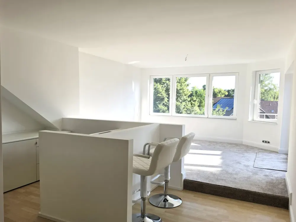 Hittfeld, Ortskern 2 Zi. Wohnung, Terrasse, EBK