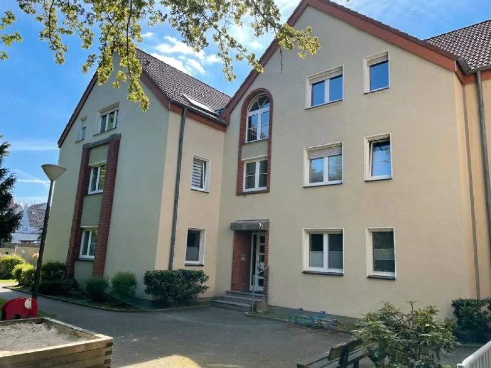 Hier macht Wohnen Spaß: preiswerte 3-Zimmer-Wohnung (WBS* erforderlich !)
