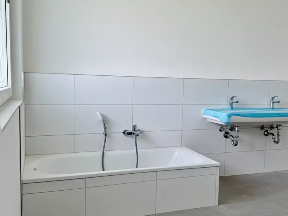 1x MIETFREI* Hannover KRONSRODE Neubau: EBK, Balkon, Tageslichtbad, Gäste-WC, Fußbdnhzng, Keller, TG