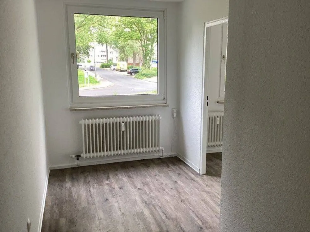 Living is fun this way: well-laid-out 3-room apartment