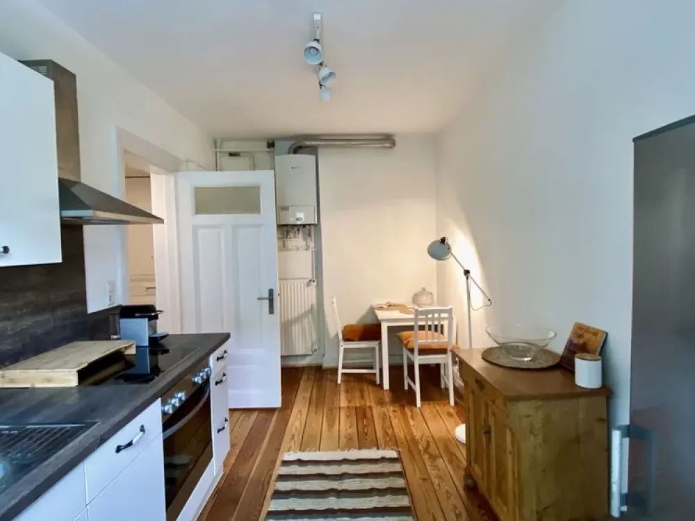 (6-Monats-Miete) Stilvoll möblierte 2-Zimmer-Wohnung mit EBK in Hamburg (frei ab 2. 10.2026)