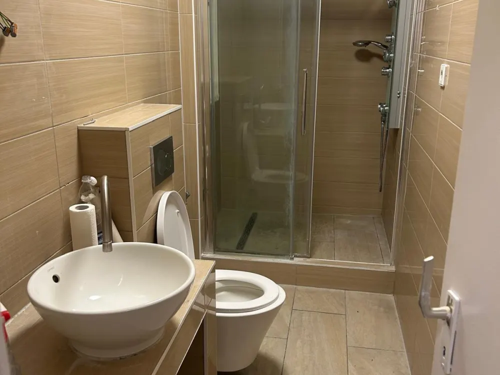 2 Zimmer Wohnung zu Vermieten