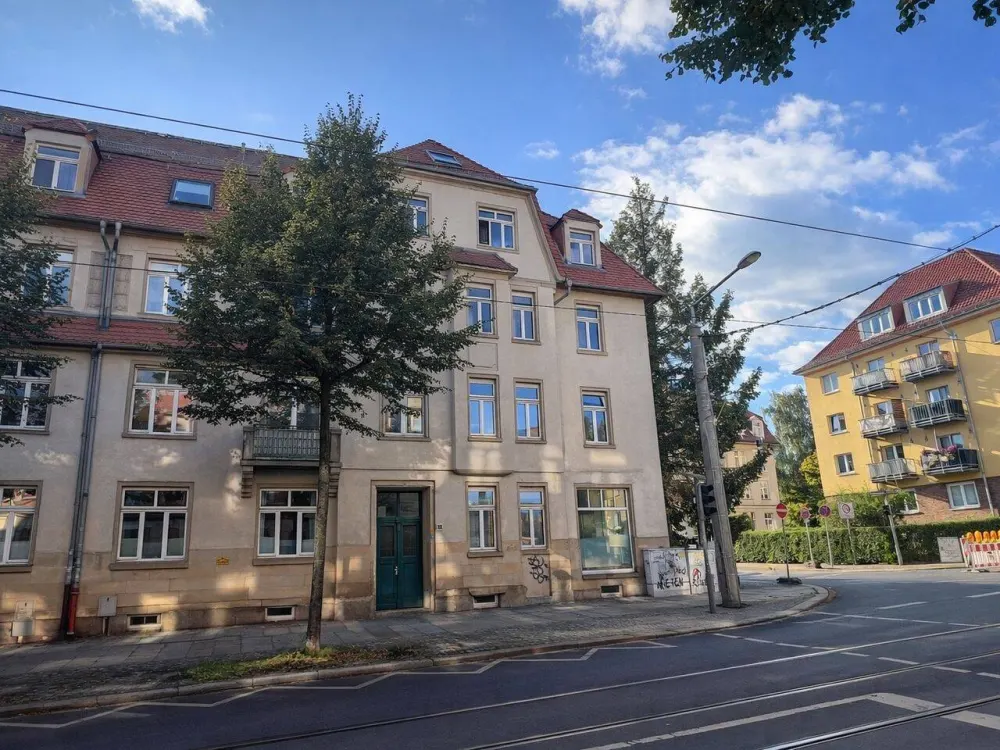 WG-Zimmer, voll möbliert