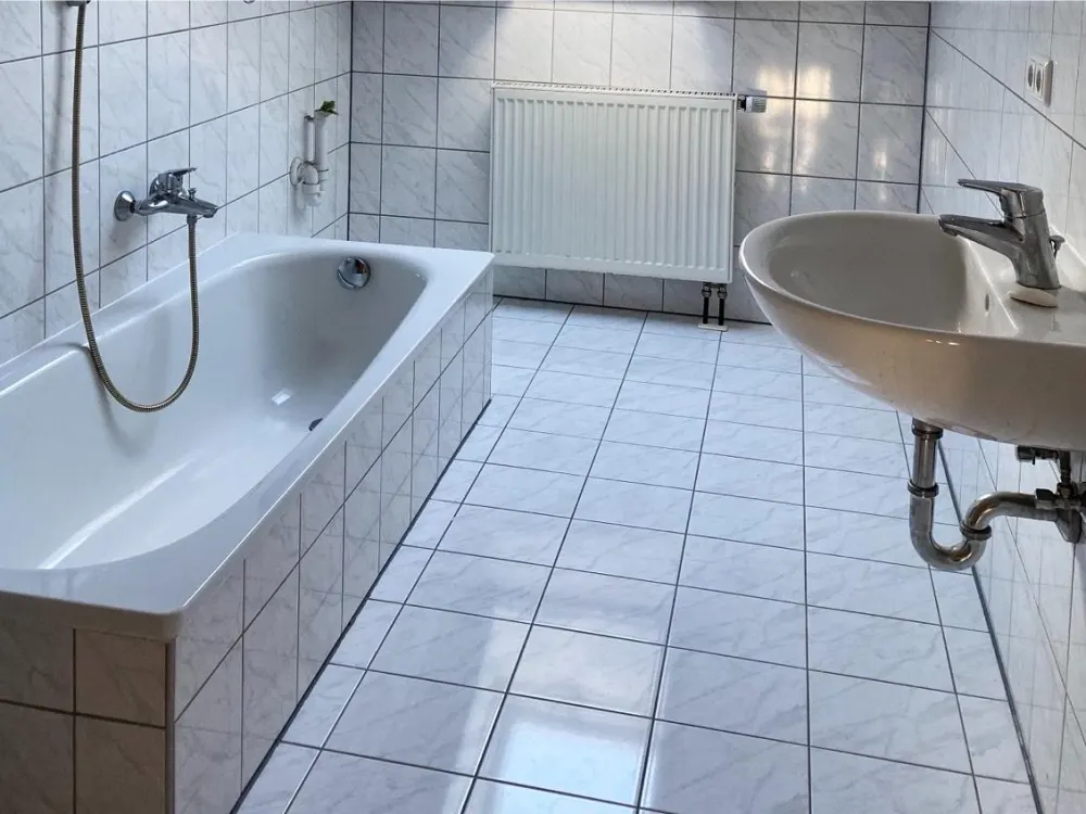 4-Zimmer-Wohnung in ruhiger Dorfrandlage mit Süd- Terrasse