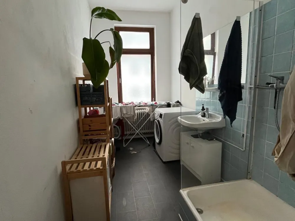 Furnished Old Building Apartment for Temporary Rent | Neustadt