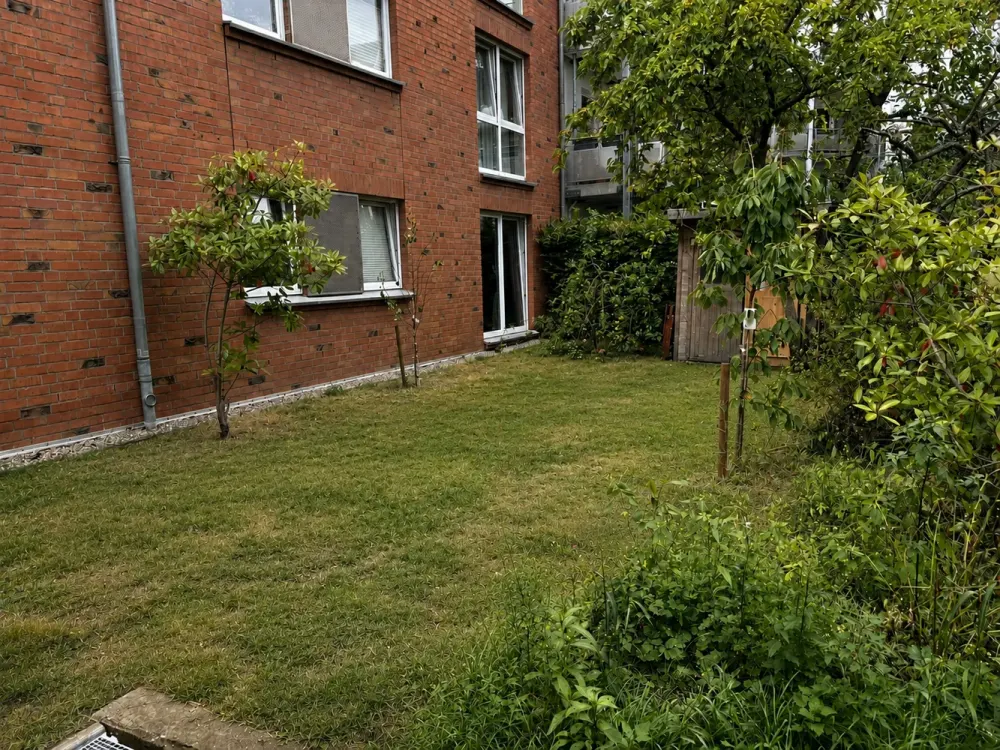 Urbanes Wohnen auf Zeit! Teilmöblierte 5-Zimmer-Erdgeschosswohnung mit Garte in Hamburg-Bahrenfeld