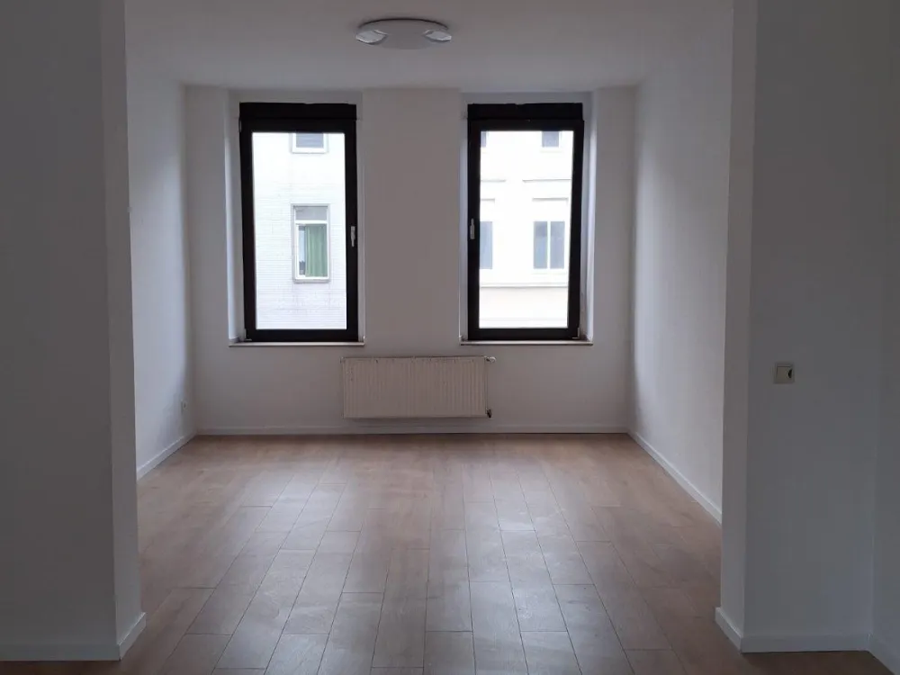 helle 2 Zimmer Wohnung im 1.OG