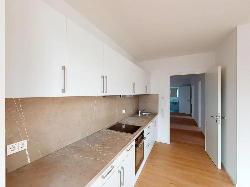 Jetzt Umzugsbonus sichern! - 4-Zimmer-Wohnung mit moderner Einbauküche und Balkon