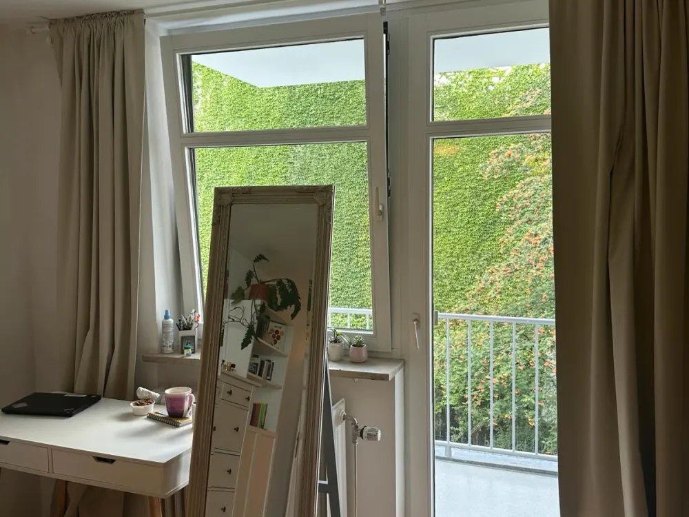Helles und wunderschönes WG-Zimmer in zentraler, ruhiger Lage