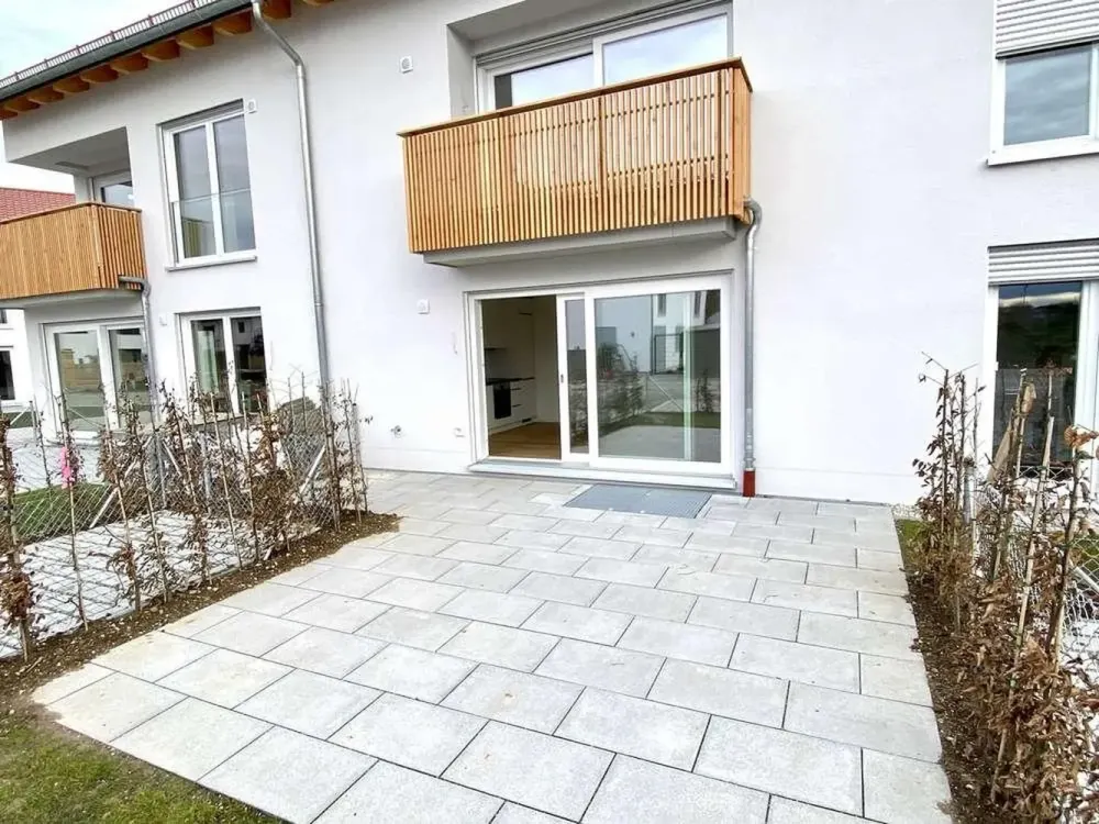 Schöne 2-Zimmer-Gartenwohnung in Bestlage in Höhenkirchen-Siegertsbrunn