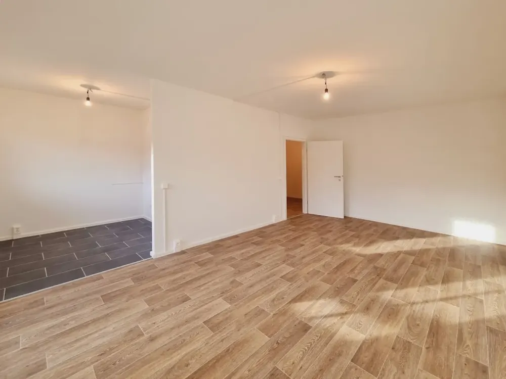 We are renovating your 3-room apartment in Altgorbitzer Ring!