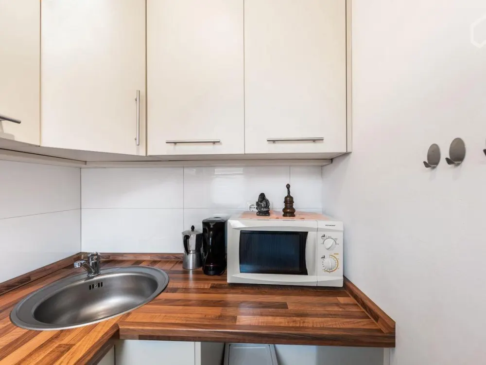 Vollmöblierte 1-Zimmer-Wohnung in Hamburg-Heimfeld, ideal für St