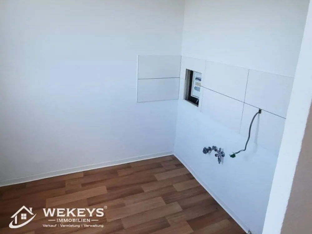 2 Raum-Wohnung mit Balkon