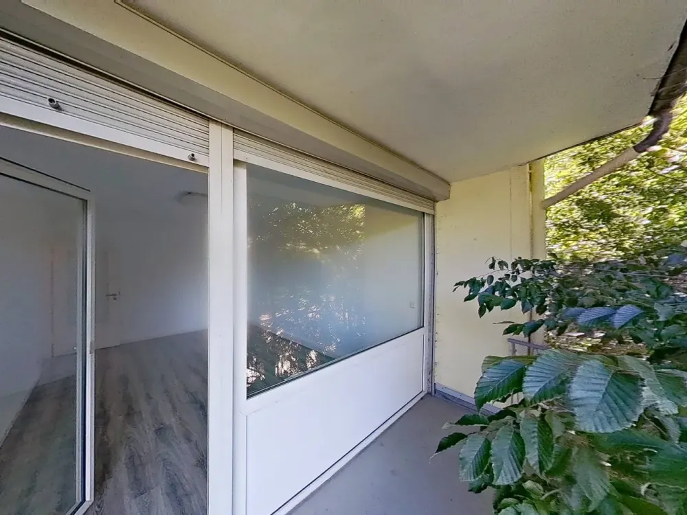 Familienfreundliche 3-Zimmer-Wohnung inkl. Balkon, umfangreich renoviert in Heiligenhaus