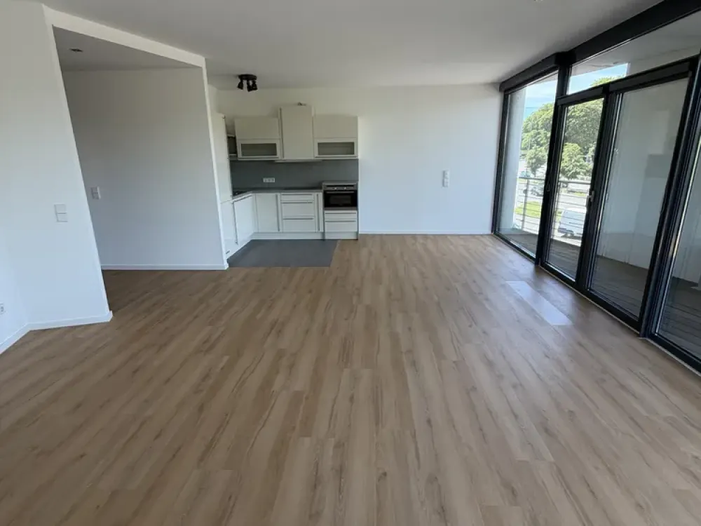 Spacious Comfort Apartment with Built-in Kitchen in Downtown Dortmund