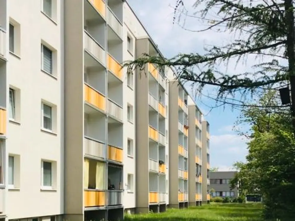 Schöne 3-Raumwohnung mit Einbauküche!