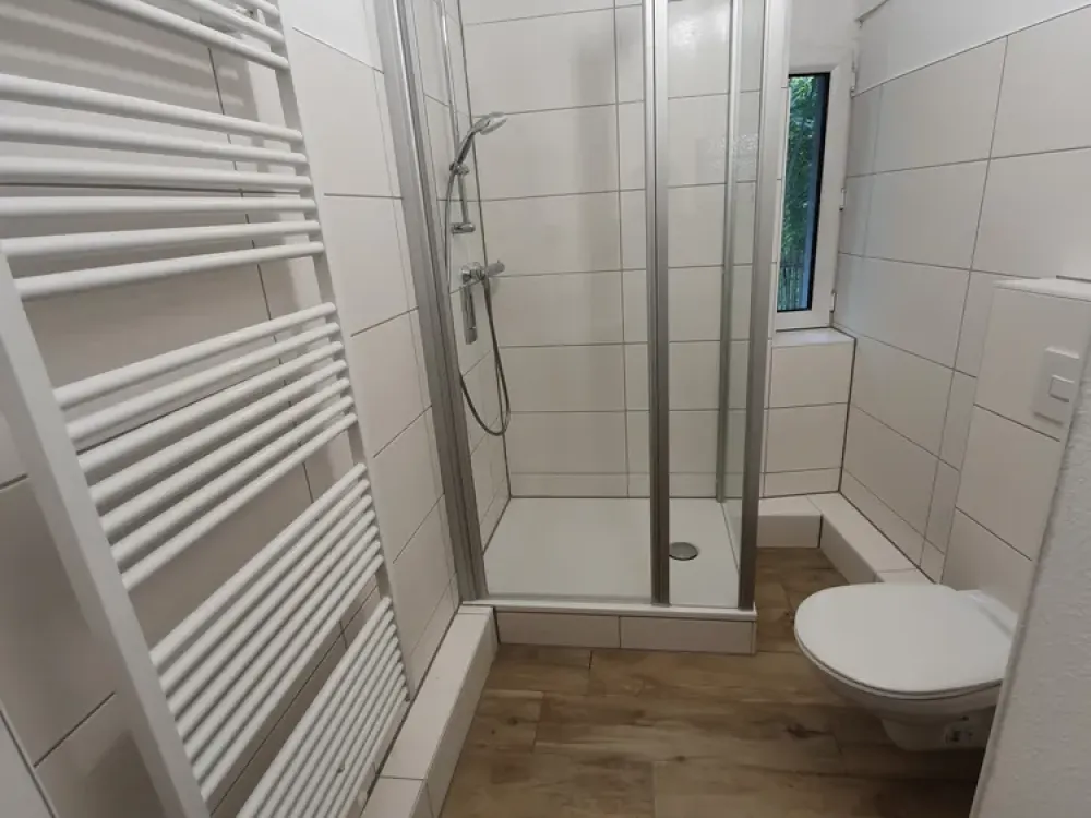 3-room apartment with modern bathroom, fitted kitchen, large balcony