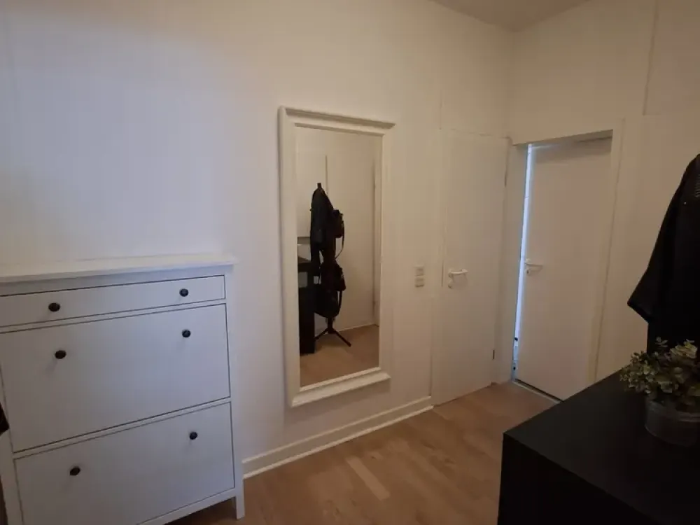 Suche Nachmieter ab 01.12.2026 für tolle Dachgeschosswohnung in Pempelfort