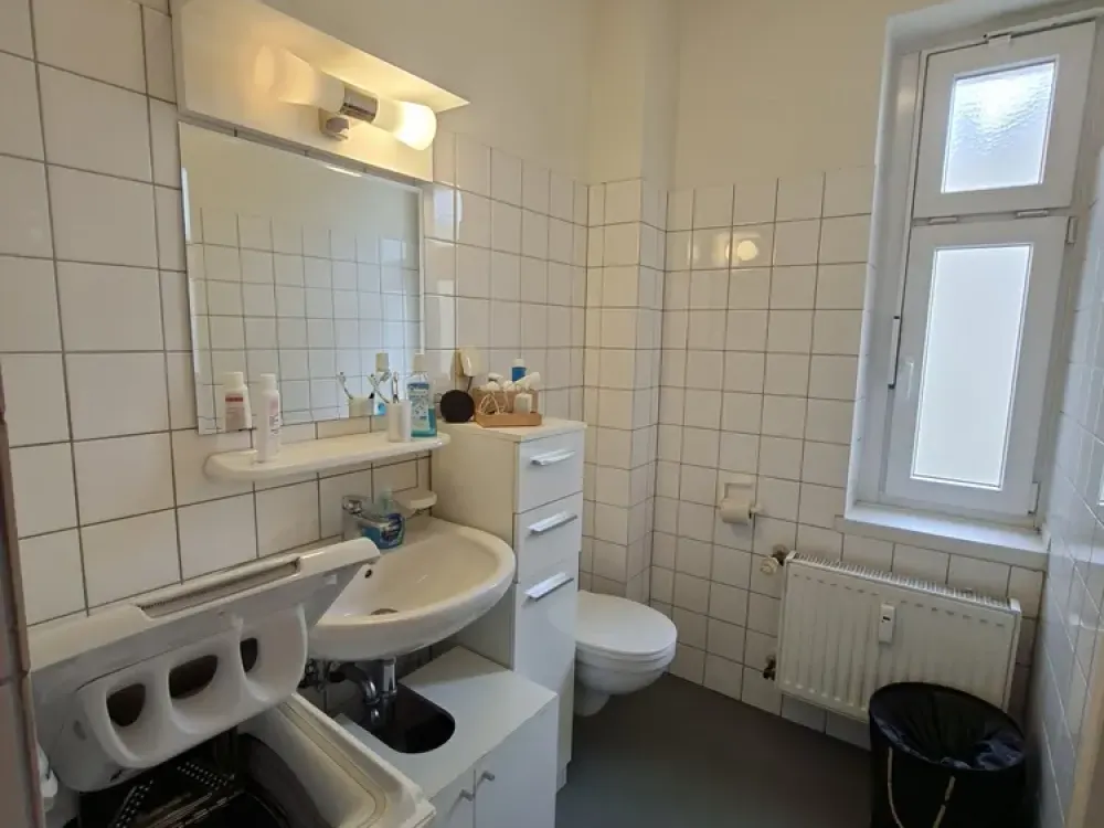 Suche Nachmieter ab 01.12.2026 für tolle Dachgeschosswohnung in Pempelfort