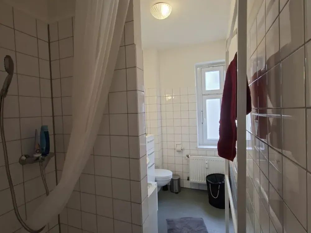 Suche Nachmieter ab 01.12.2026 für tolle Dachgeschosswohnung in Pempelfort