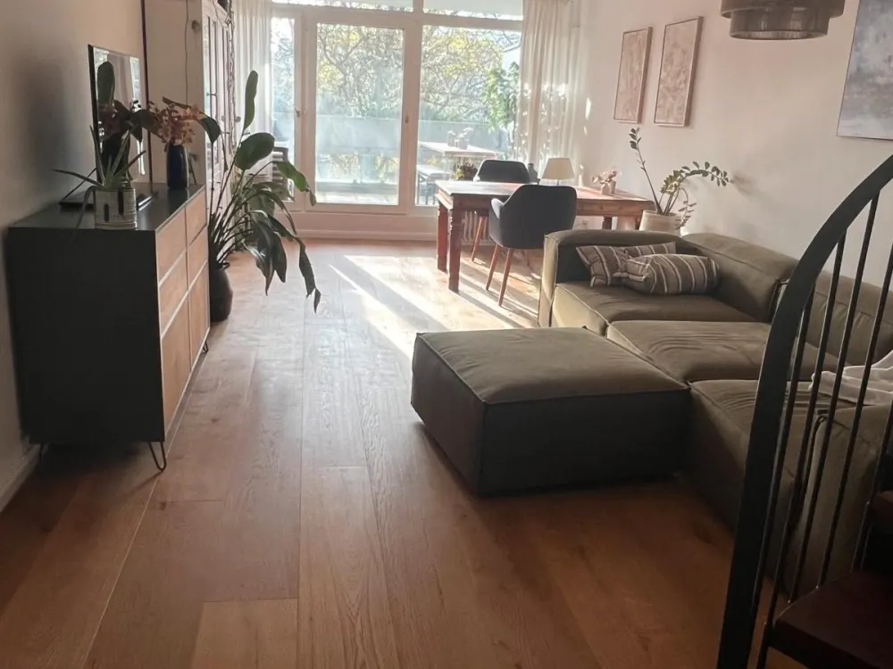 Möbilierte Maisonette Wohnung, befristet auf 2 Jahre