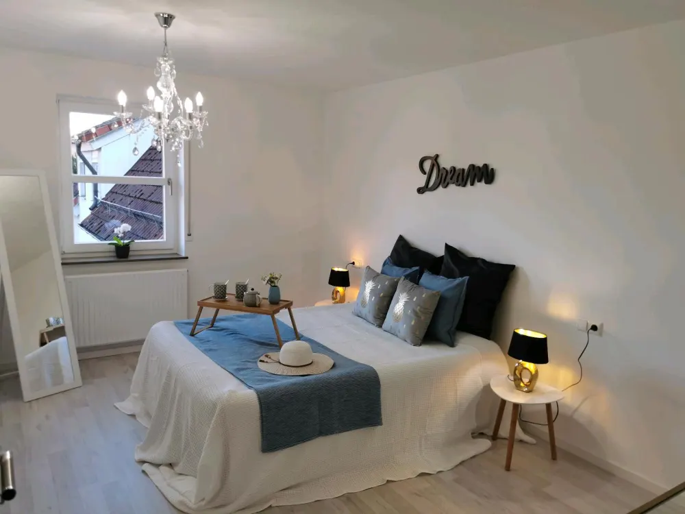 3,5-Zimmer Wohnung mit Südbalkon und TG in Magstadt zu vermieten
