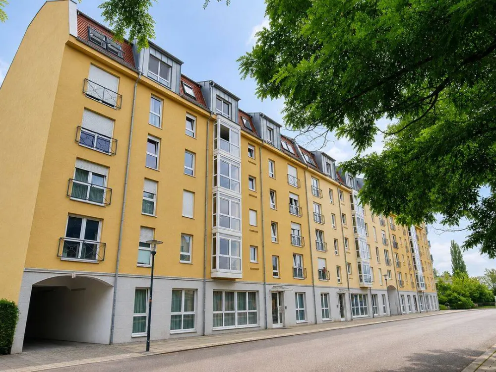 Sonnige 2-Raum-Wohnung am Klinikum Dresden-Friedrichstadt mit PKW Stellplatz