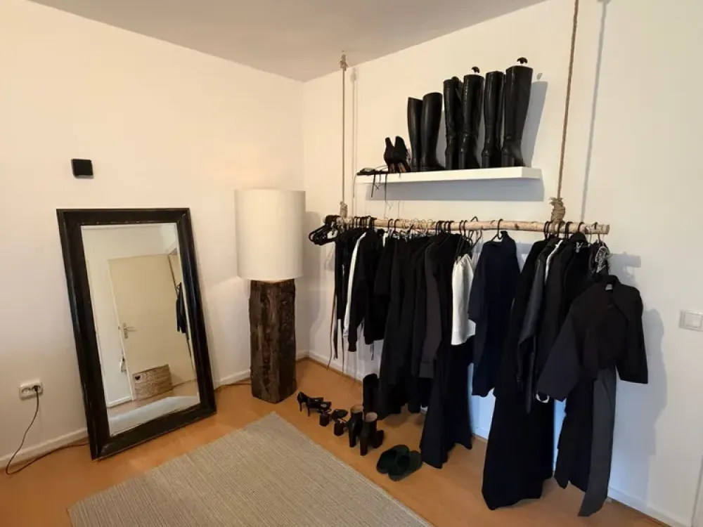 Helle 2-Zimmer-Dachgeschosswohnung (52,5 m²) mit Grünblick in Wandsbek, Nachmieter ab 01.12.2026