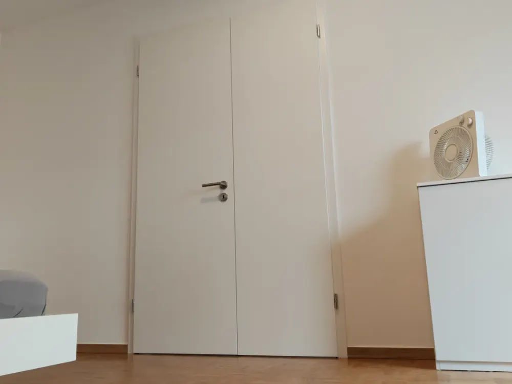 Frisch renovierte und möblierte 3-Zimmer-Wohnung, auch WG-tauglich, im Bahnhofsviertel