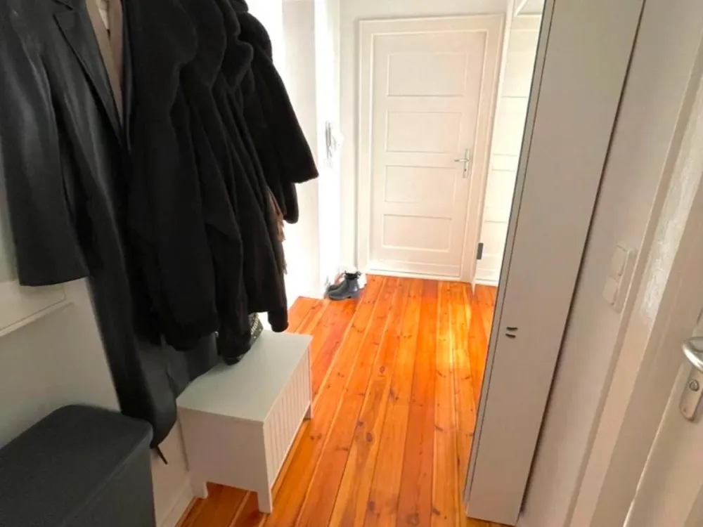 2 Zimmer Wohnung / Möbliert mit Balkon ab 15.09 Anmeldung möglich