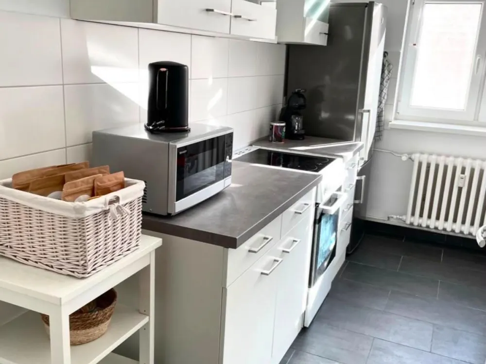 2 Zimmer Wohnung / Möbliert mit Balkon ab 15.09 Anmeldung möglich