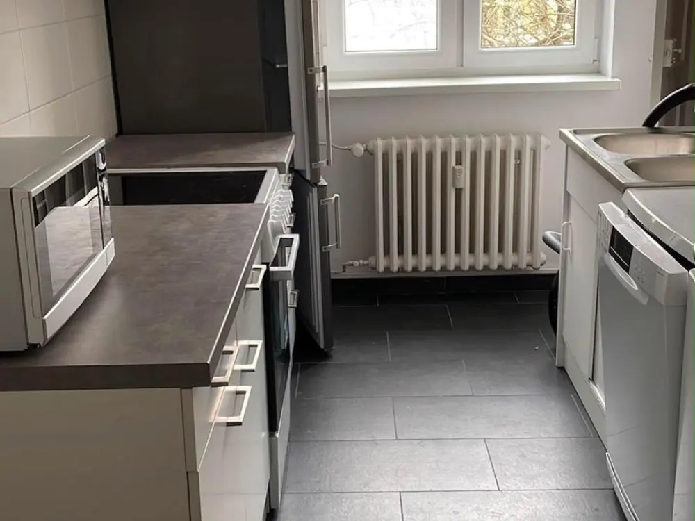2 Zimmer Wohnung / Möbliert mit Balkon ab 15.09 Anmeldung möglich