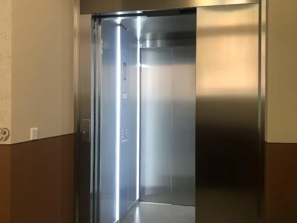 LEIPZIG-SELLERHAUSEN * ENERGETISCH HOCHWERTIG SANIERT * FUSSBODENHEIZUNG, DUSCHE + WANNE, BALKON