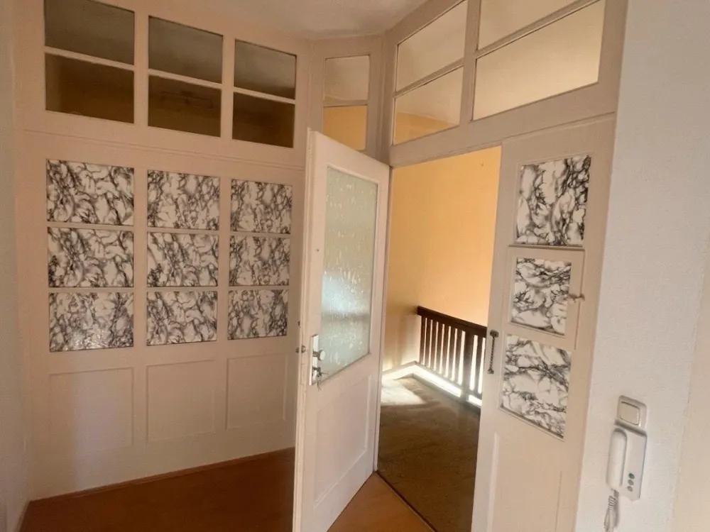 Charmante Altbau 2-Zimmerwohnung/Frankfurt, Griesheim