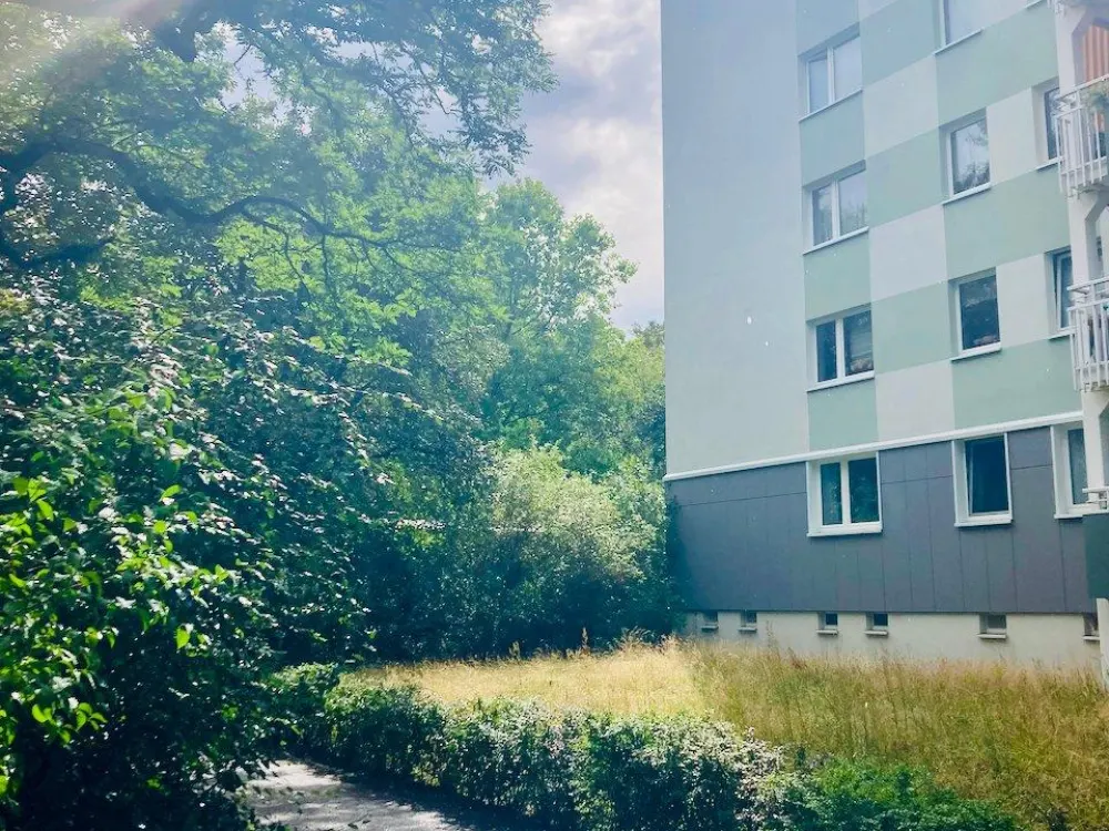 Möblierte 3-Zimmer-Wohnung mit Balkon in Berlin-Mitte, befristet