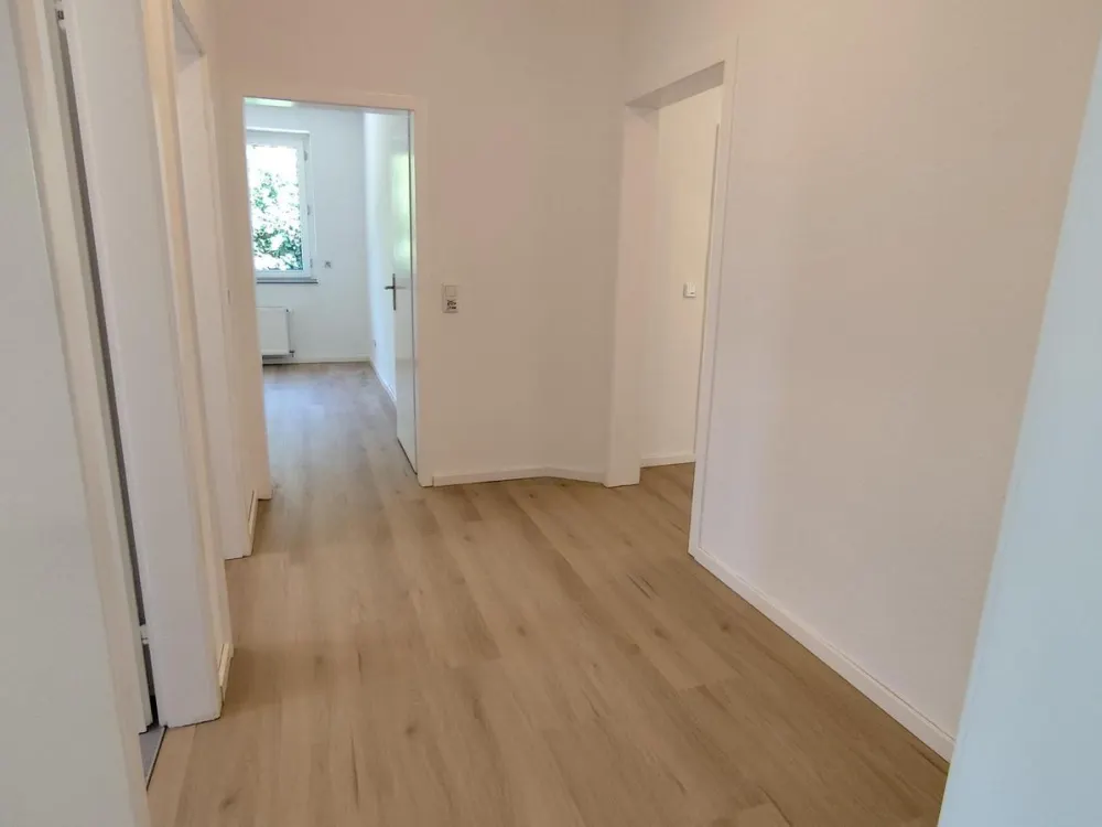 Sanierte, helle 110 qm Wohnung mit 4,5 Zimmern in der Holzstraße