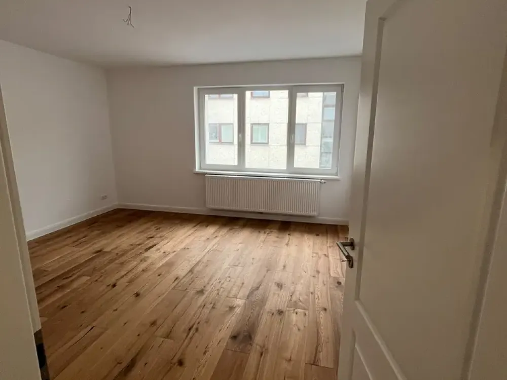 Kernsanierte exklusive 3-Zimmer-Wohnung in Hannover-Mitte