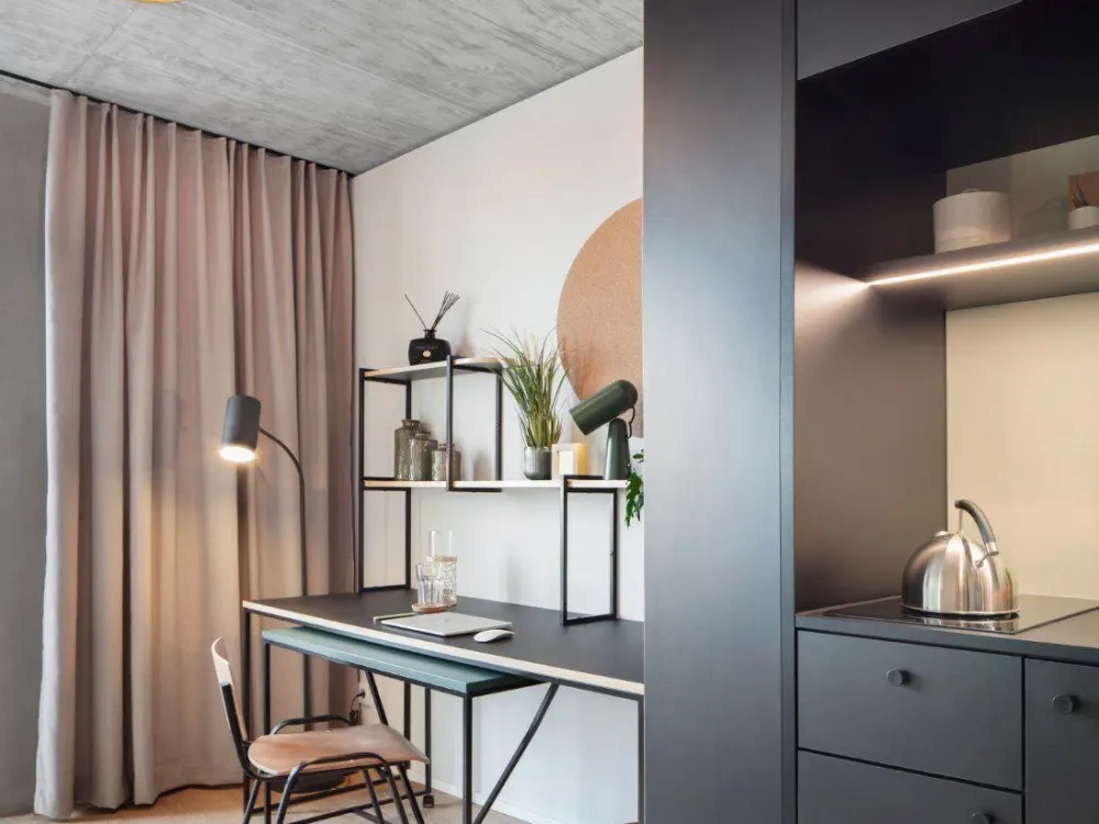 Neon Wood Student Housing in Berlin Adlershof - Classic Patio/Balcony Apartment
