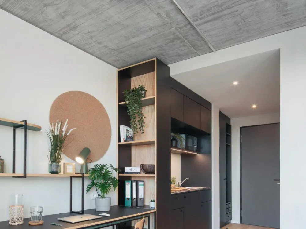 Neon Wood Student Housing in Berlin Adlershof - Classic Patio/Balcony Apartment