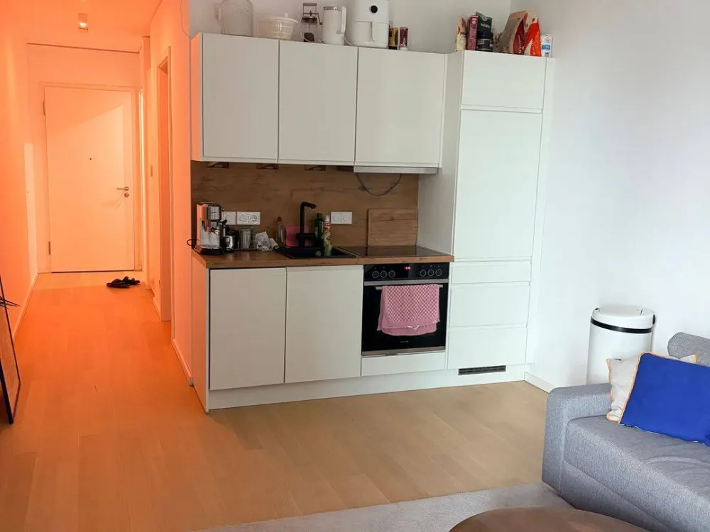 Modern 2-Room Apartment | 9th Floor | Balcony, Gym & Concierge