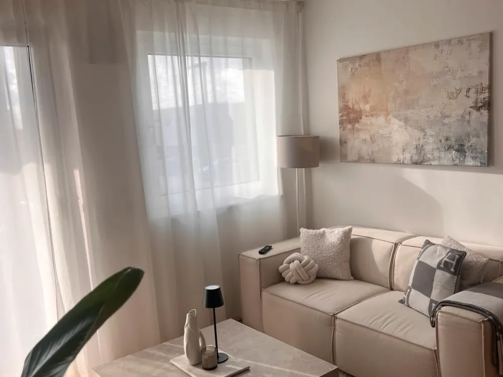 Helle 2-Zimmer-Wohnung mit Balkon in Hürth-Efferen | 47 m²