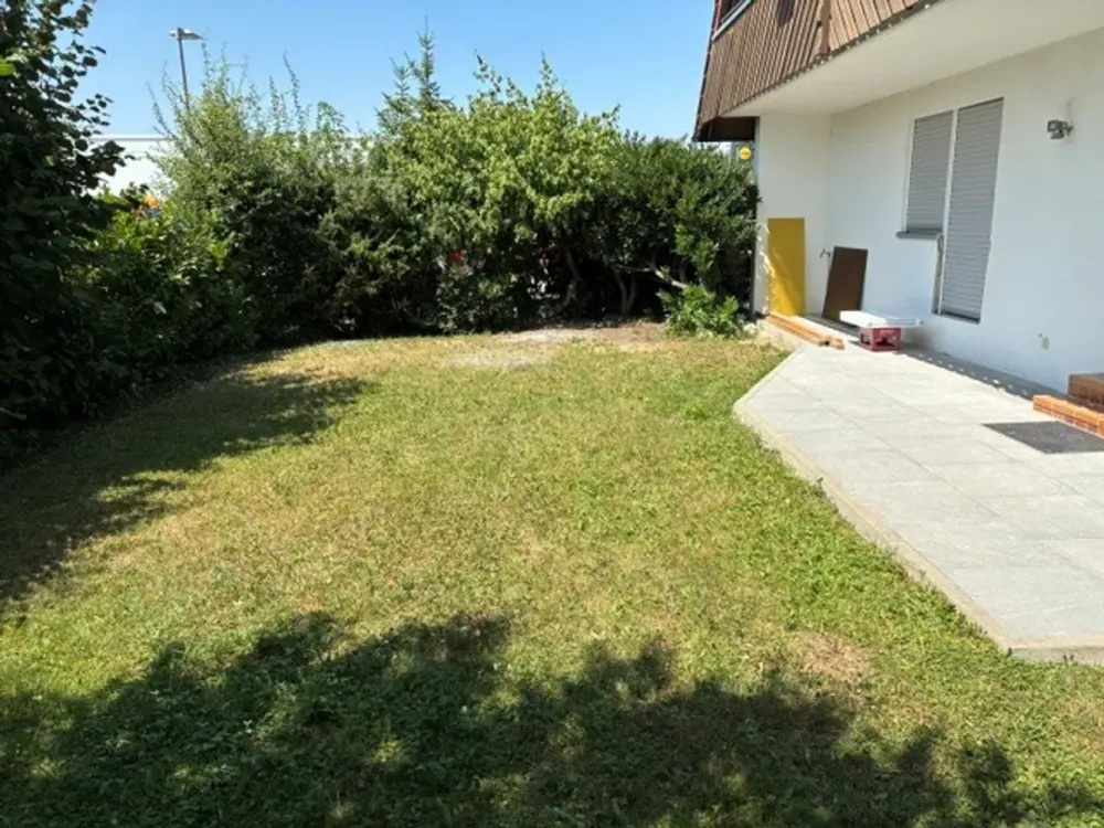 Stilvoll modernisiert: 4,5 Zimmer Wohnung in Eriskirch mit Terrasse und Garten