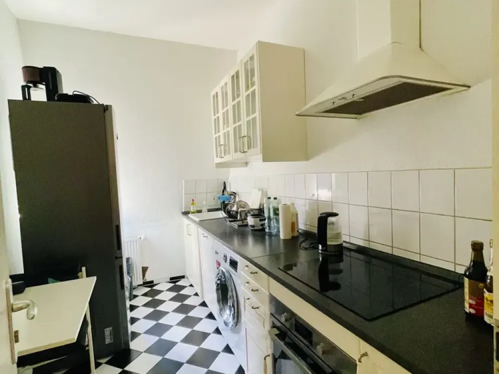 Ab sofort*WG willkommen*helle 4-Zimmer-DG-Wohnung☀️🌃*2 Bäder*EBK*Toplage nahe Willy-Brandt-Platz
