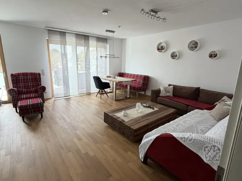 Helle 2-Zimmer-Wohnung mit Balkon in attraktiver Lage von Krefeld-Bockum