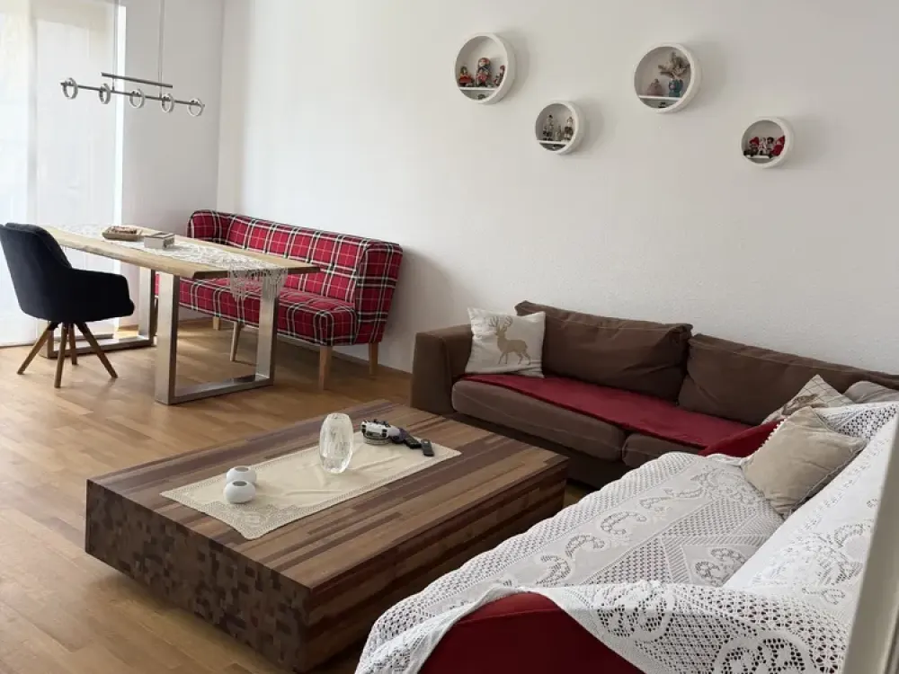 Helle 2-Zimmer-Wohnung mit Balkon in attraktiver Lage von Krefeld-Bockum