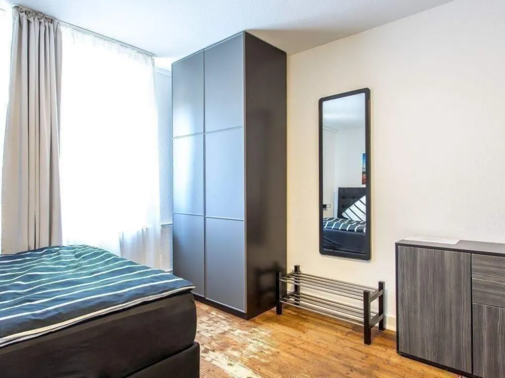 Ab 01.03.2027 - modern möbliertes 1-Zimmer-Apartment - nähe EZB in zentraler Ostendlage