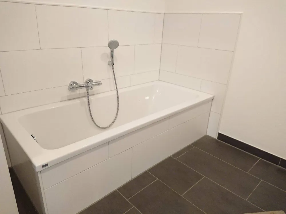 2-Zimmer-Neubauwohnung mit gehobenem Standard und 2 Balkonen