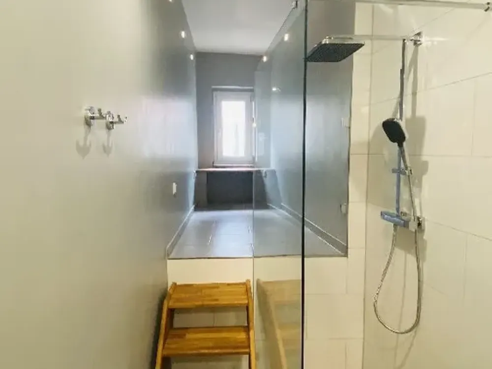 TOP renovierte, helle ca. 48,70 m² Wohnung am Westpark!